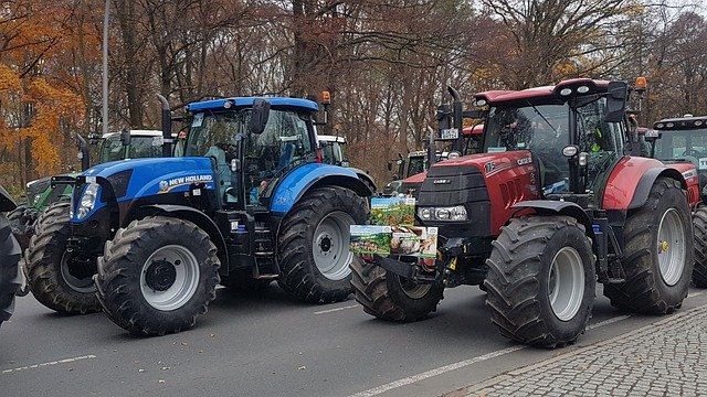 V Praze demonstrovali zemědělci, ministr a premiér v protestu vidí politiku