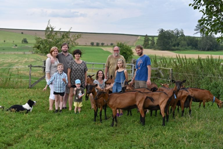 Kozí farma Dvorských má svou sýrárnu, kozy letos dodá chovatelům i na Slovensko